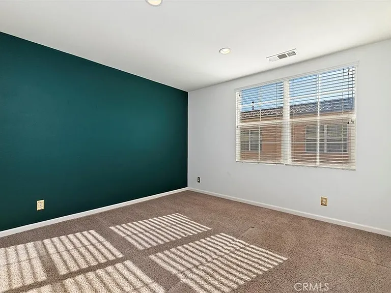 4433 Owens St — Photo 29
