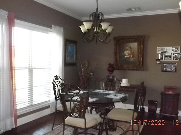 4th image of 1289 Heritage Cir N