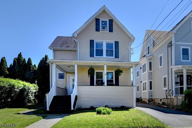 1st image of 9 Walnut St