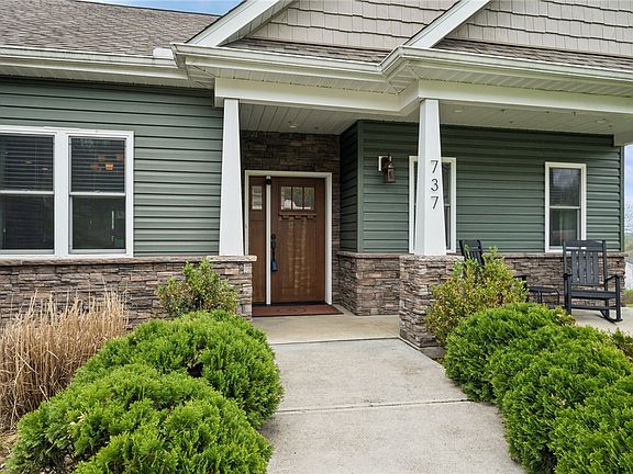2nd image of 737 Janwood Dr