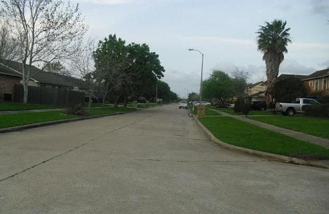 2nd image of 16727 Quail Meadow Dr