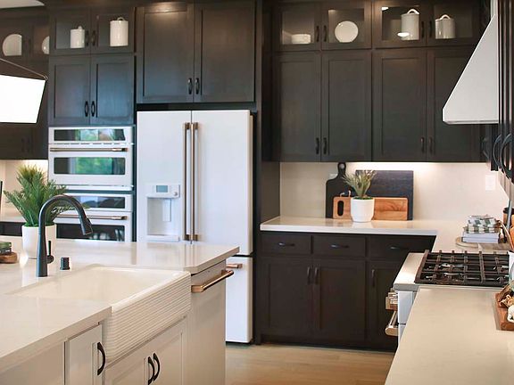 Lonestar Plan 3 Model Home Kitchen