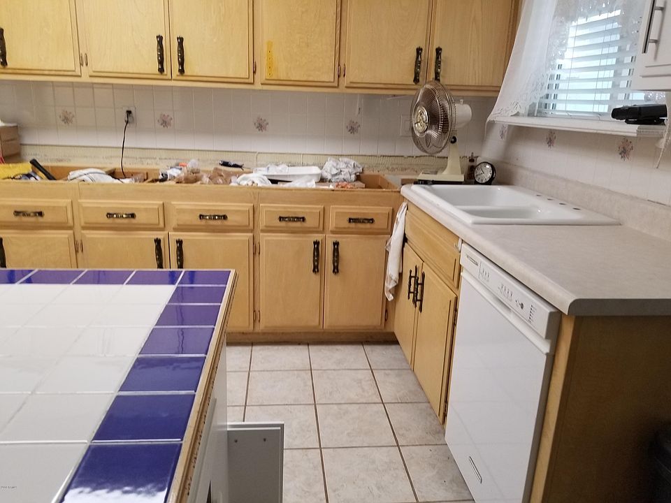 1st image of 10135 W Sahara Dr
