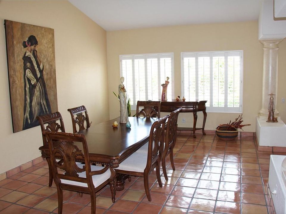 Formal Living Rm
