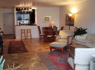 6 Whittier Pl APT 5H, Boston, MA 02114