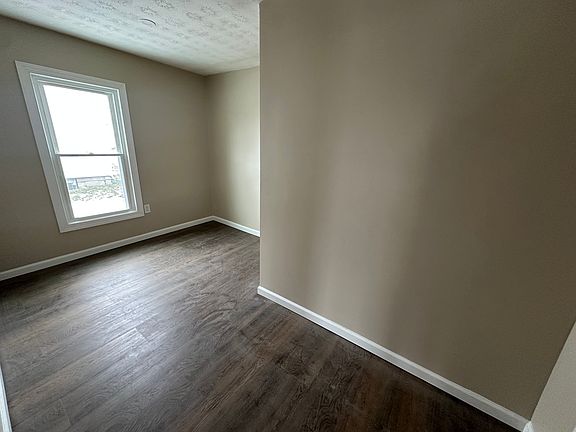 5th image of 1020 Walker St #Oit