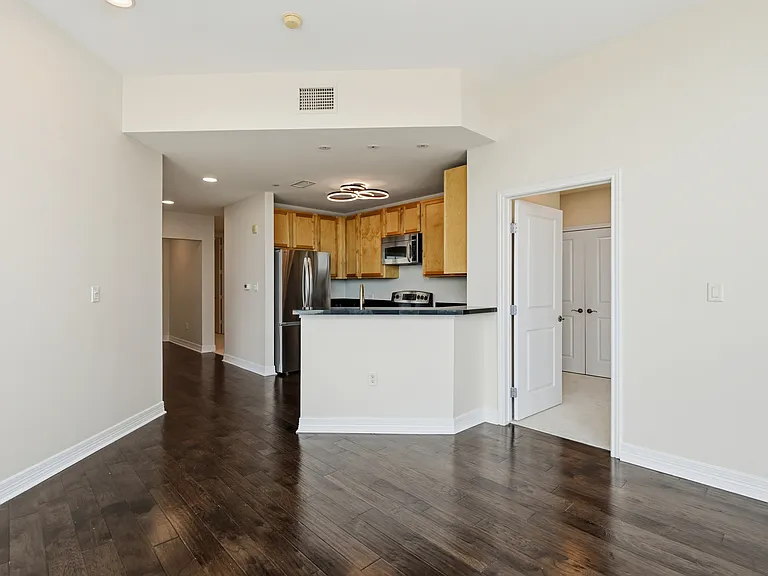 500 Throckmorton St #1108 — Photo 11