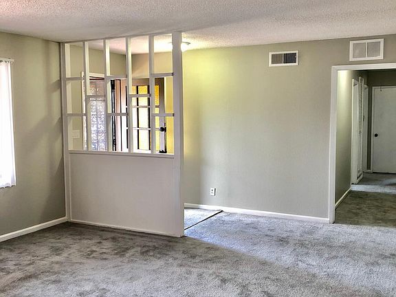 Living room to entrance
