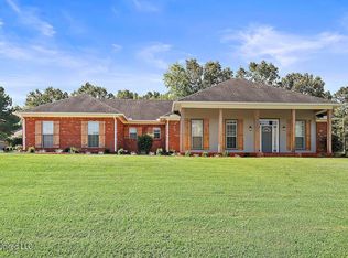 200 Seminole Cir, Terry, MS 39170