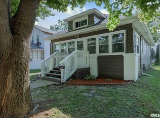 421 48th St, Moline, IL 61265