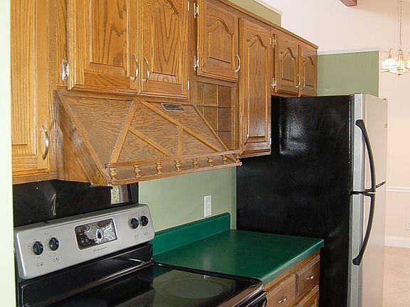 5th image of 111 Sequoia Dr