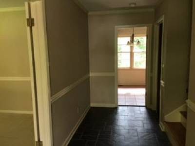 Foyer - to breakfast area