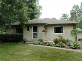 1882 Kinney Ave NW, Grand Rapids, MI 49534