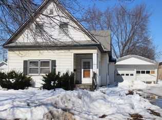 323 S 2nd St, Ames, IA 50010