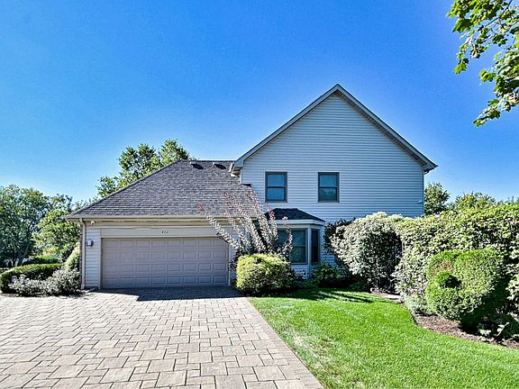 4th image of 462 Thorndale Dr