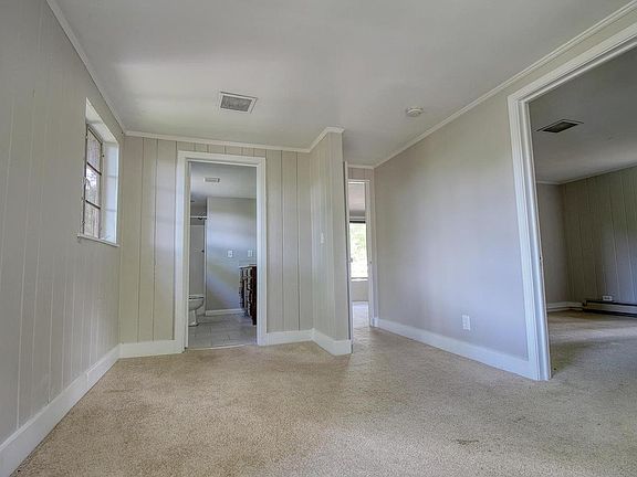 2nd image of 408 Lancaster Ave