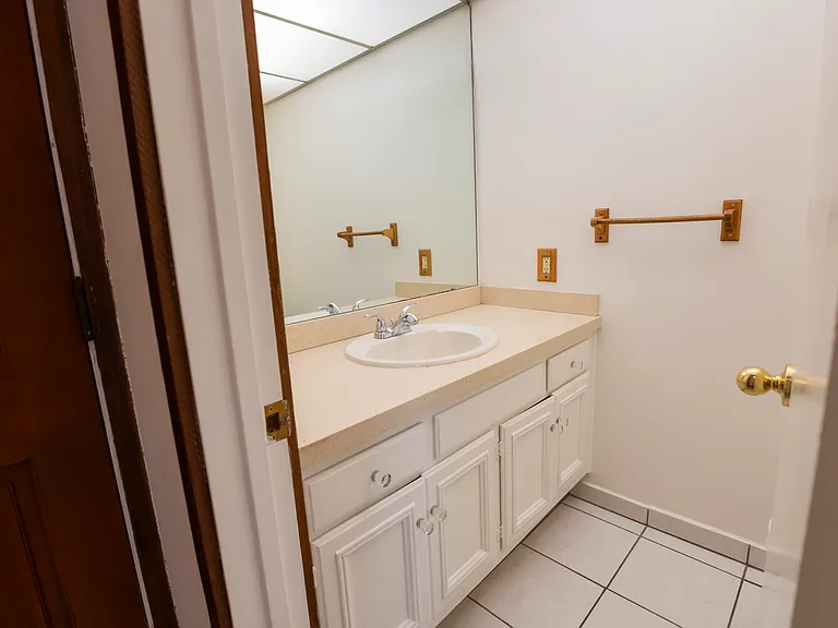 4931 Coldwater Canyon Ave #2 — Photo 4