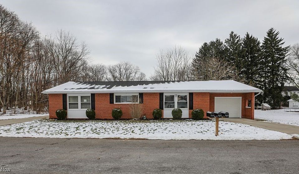 1st image of 13170 Crestview Cir NW