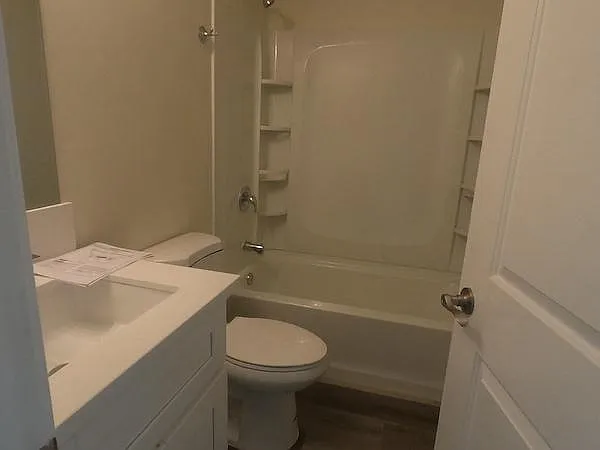 262 E Park Ave #A — Photo 10