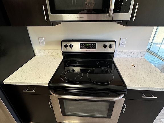 4th image of 3820 Park Blvd #22