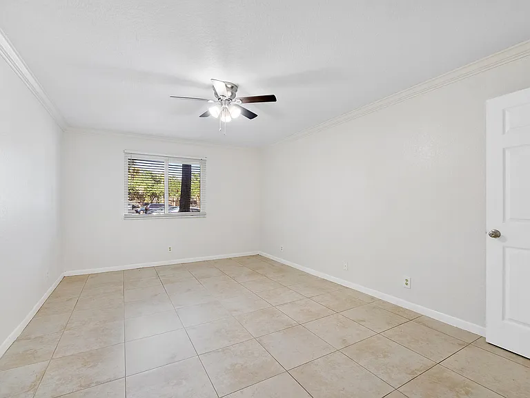 9777 Westview Dr #1112 — Photo 11