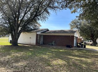 1537 Coral Cut Off, Azle, TX 76020