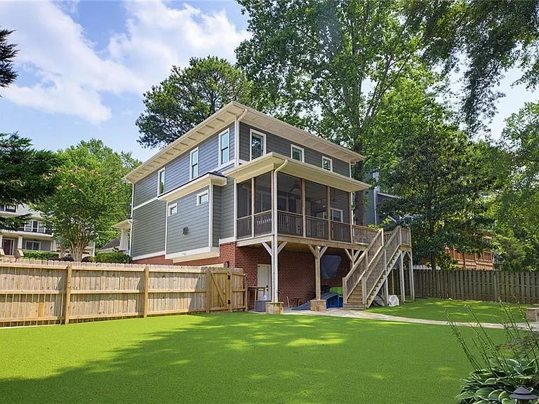 1452 Woodland Hills Dr NE — Photo 50