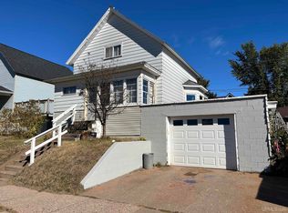 1006 N 2nd St, Ishpeming, MI 49849