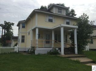 410 E 25th St, Hibbing, MN 55746