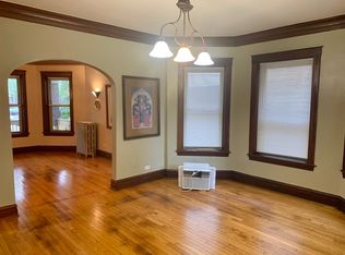 5747 N Ridge Ave #1, Chicago, IL 60660