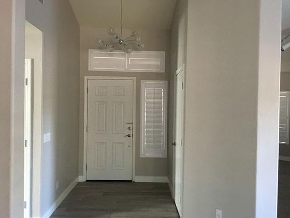 Entry - closet door on the right.