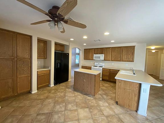 5th image of 6034 S Halsted Ct