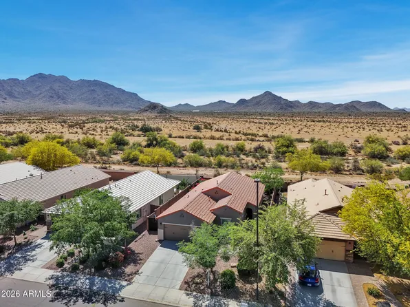 2185 E HAZELTINE Way, Gilbert, AZ 85298