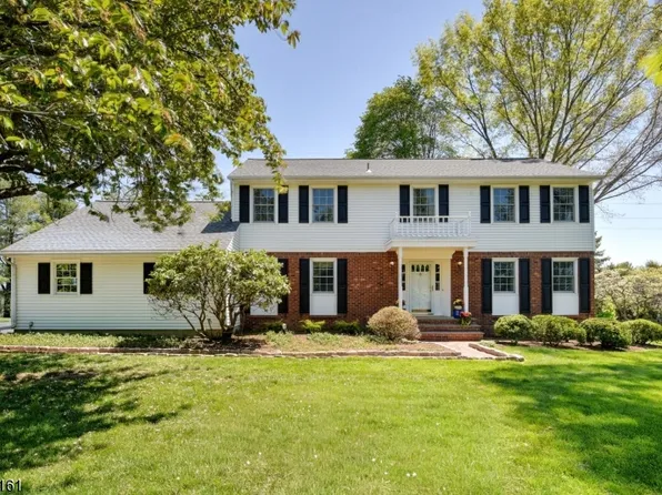 445 Brookview Ct, Branchburg Twp., NJ 08876