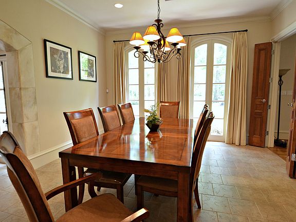 5th image of 225 Jena Ln