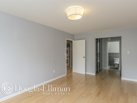 5th image of 25-54 12th St #5A