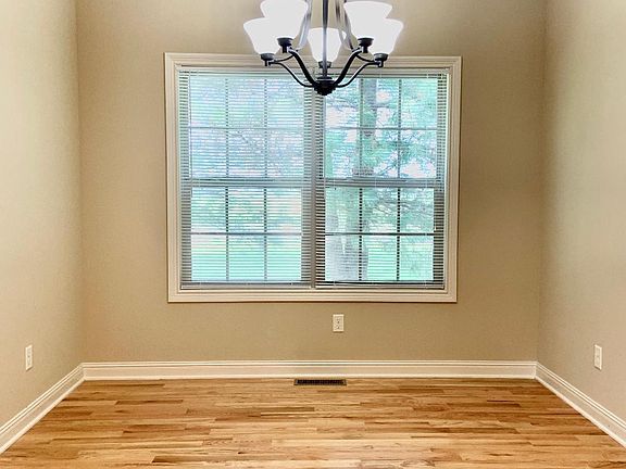 4th image of 3633 Summer Breeze Ct
