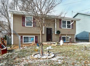 2012 E 40th Ct, Des Moines, IA 50317