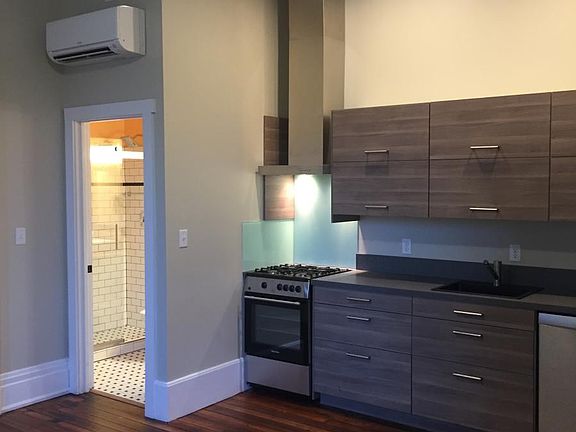 Kitchen/Bath