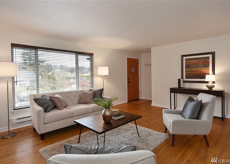 Living room, front entrance