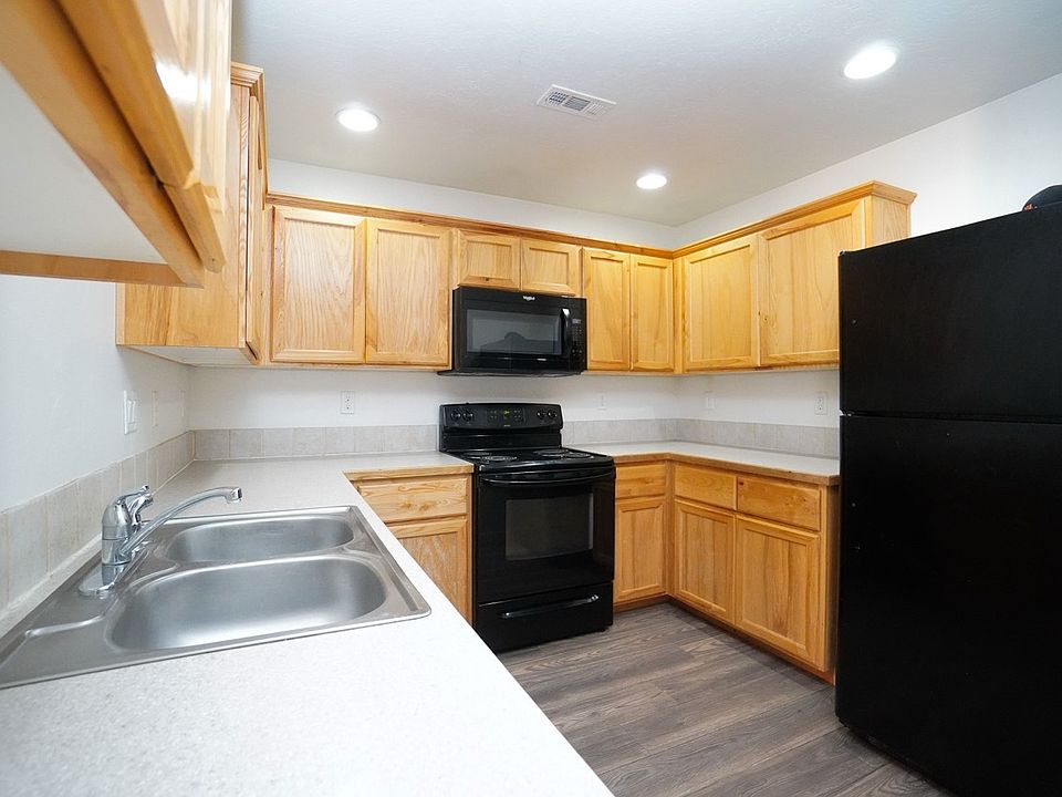 1st image of 1278 N East St #2-1/2