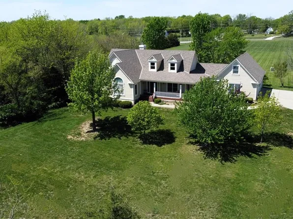 7100 Millridge St, Shawnee, KS 66218