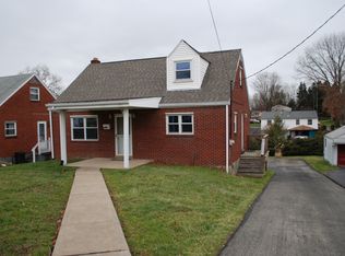 124 Meadow Dr, Trafford, PA 15085