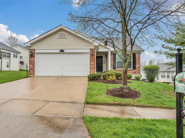 4846 McCorry Dr, Saint Louis, MO 63123