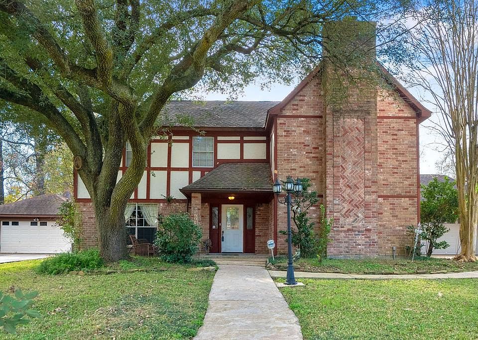1st image of 5714 Upper Lake Dr