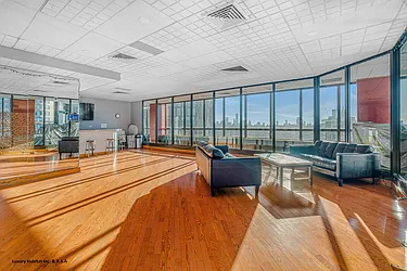 Rented by Luxury Habitat