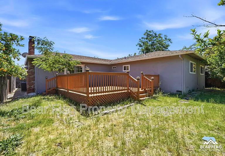 1312 Mission Dr — Photo 32
