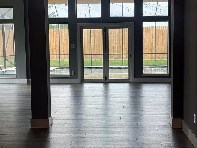 6330 Bear Creek Ct — Photo 11