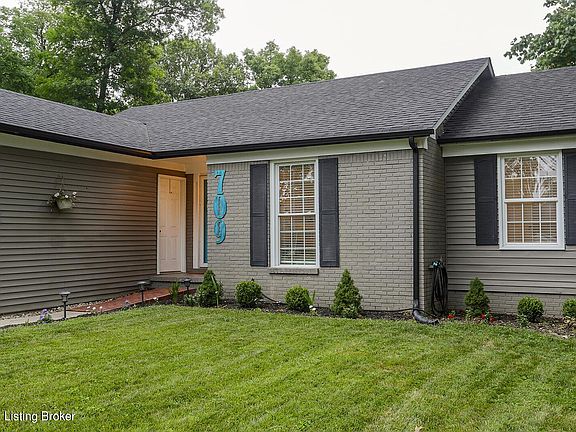 3rd image of 709 Marquette Dr