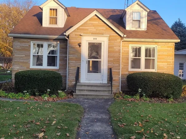 385 Oak St, Hampshire, IL 60140